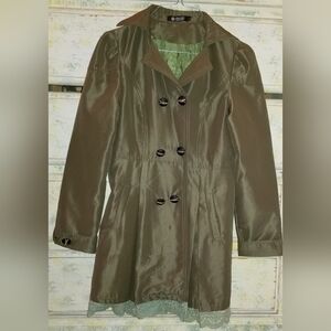 Elegant Olive Green Lace Women's Coat